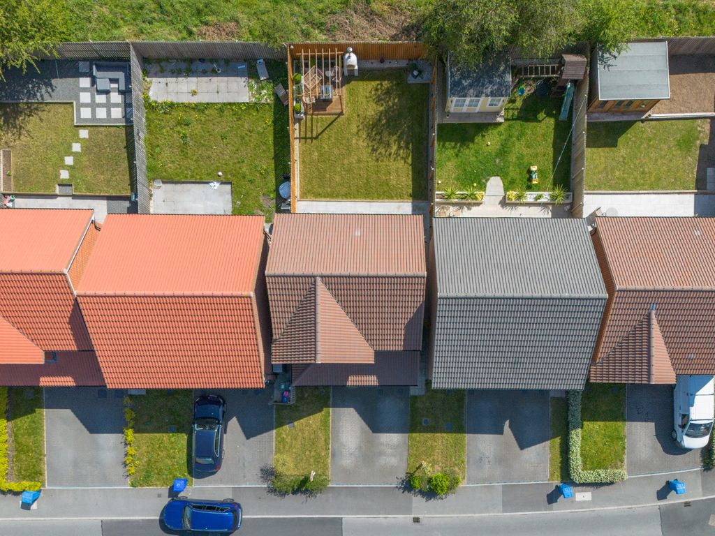 Property photo 2 of 26 5057733