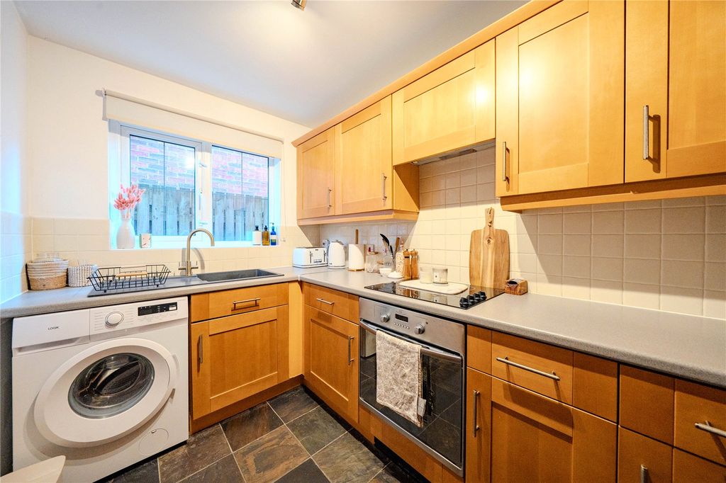 Property photo 3 of 12 Picture No. 18