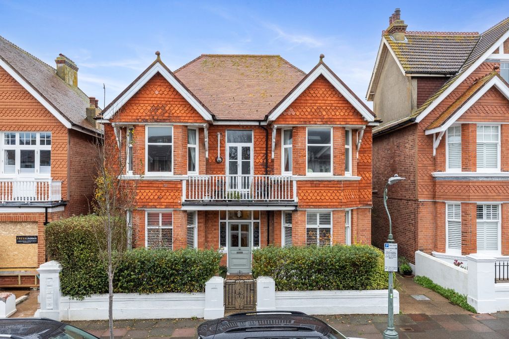 Property photo 1 of 46 5073460