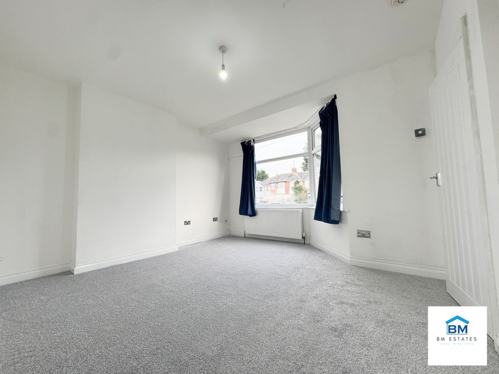 Property photo 2 of 9 Reception 1