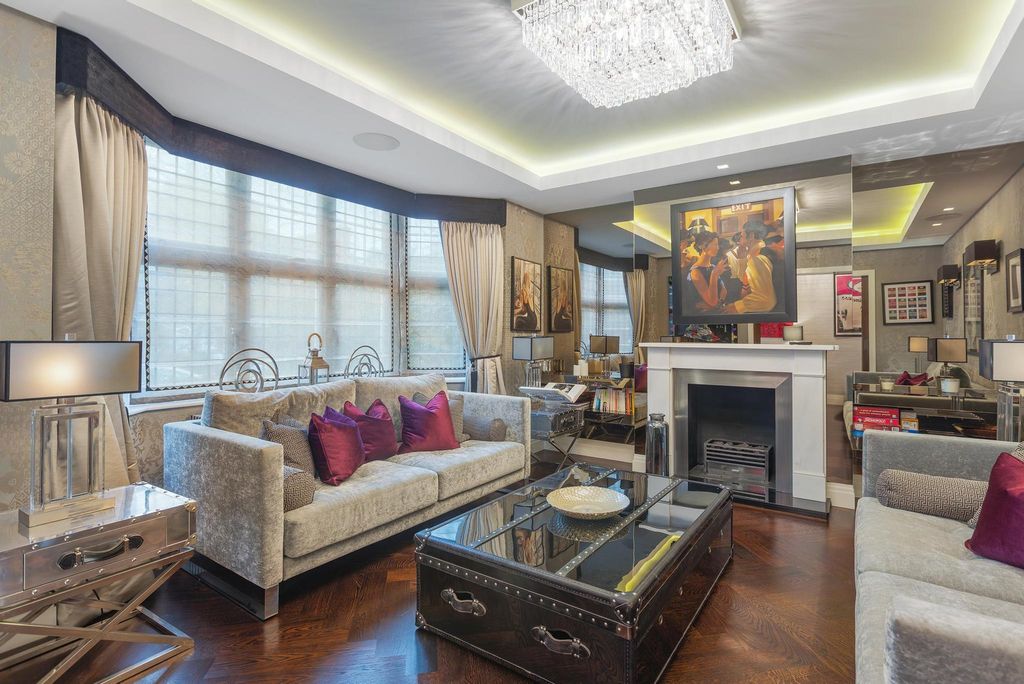 Property photo 3 of 24 Image