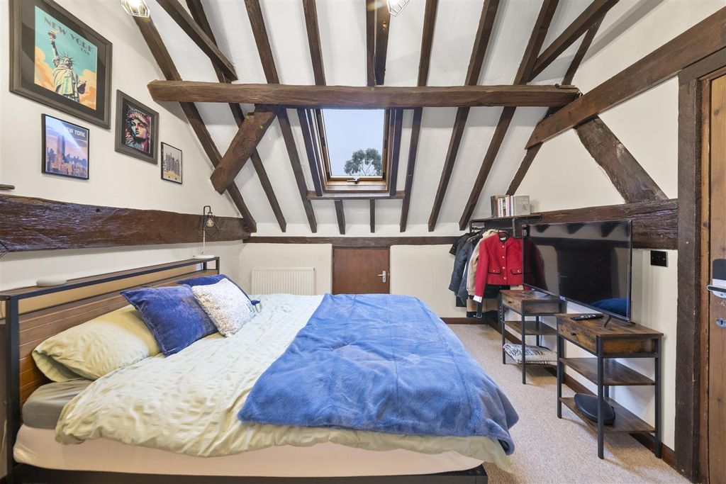 Property photo 2 of 29 12