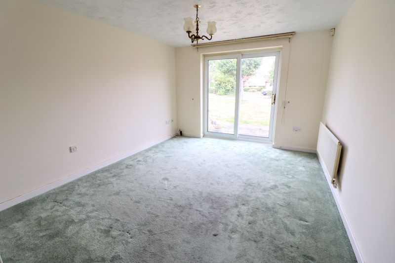 Property photo 2 of 6 Lounge/Diner