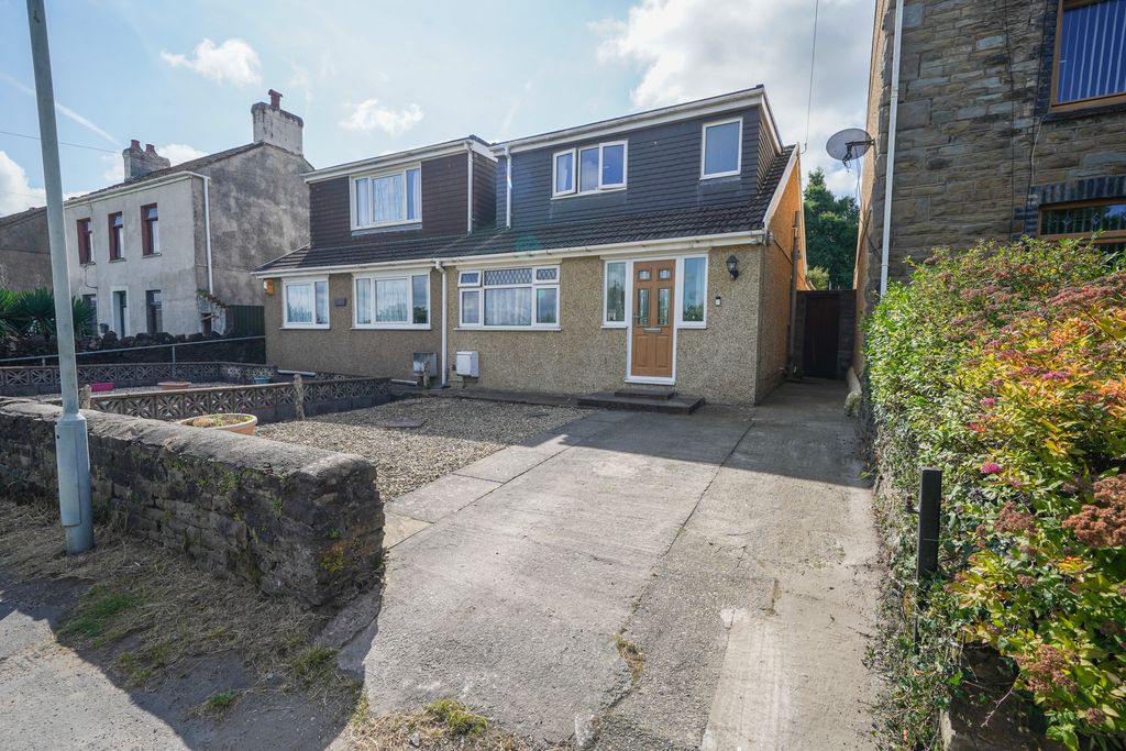 Property photo 1 of 23 72Bafdbbdaad9A70Fa592Acdf24159296c6Dd87E.Jpg