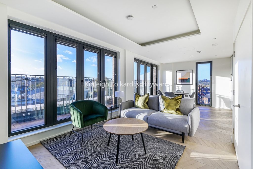 Property photo 1 of 6 529F026A-A7d9-4F2A-B