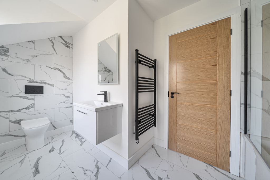 Property photo 3 of 9 1420509 (5)