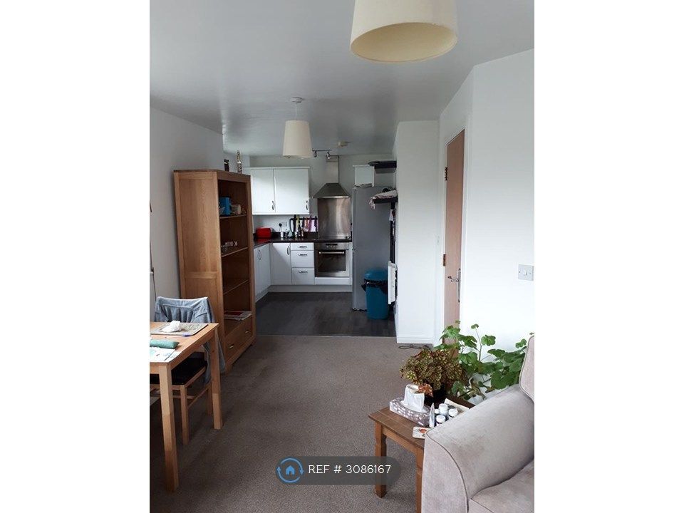 Property photo 3 of 5