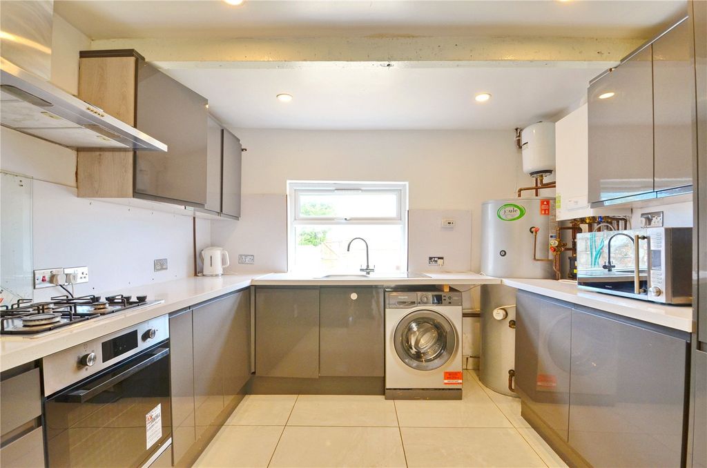 Property photo 3 of 13 Picture No. 09