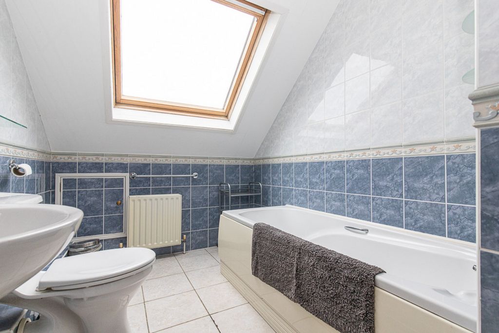 Additional image 17 of 3 bed flat to rentBarregarrow, Isle Of Man, 1 IM6