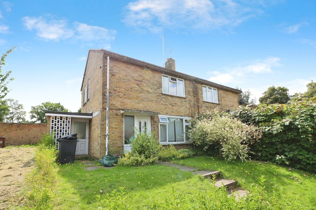 Property photo 1 of 9