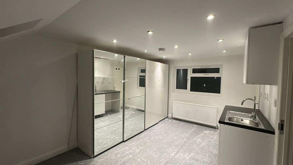 Property photo 2 of 3