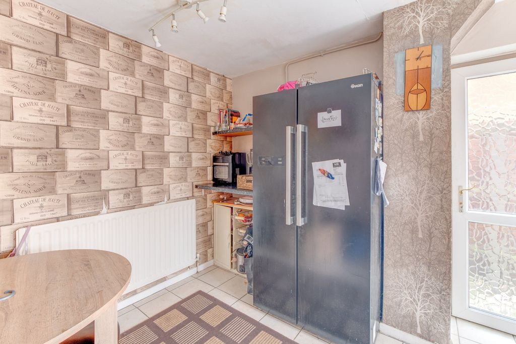 Property photo 3 of 13 Picture No. 08