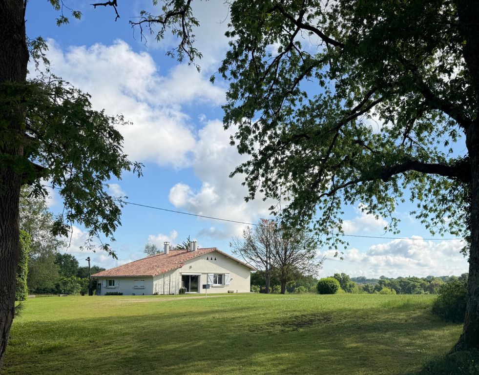 Property photo 1 of 19 Main Exterior View
