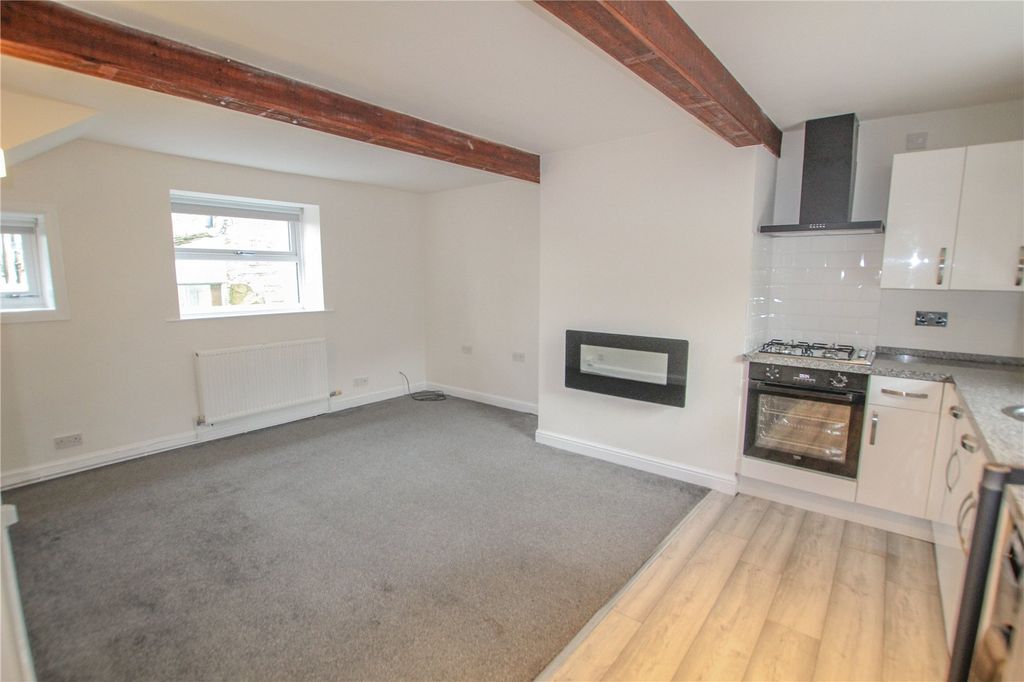 Property photo 2 of 19 Living Room Kitchen