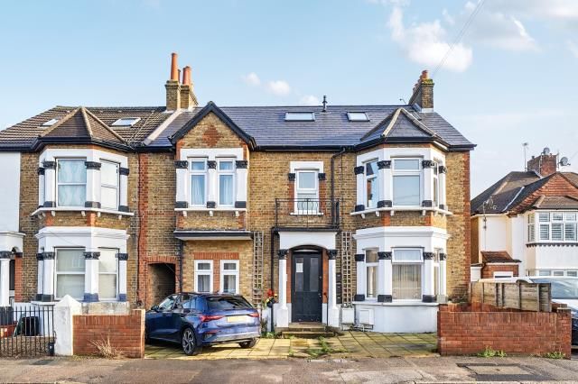 Property photo 1 of 13 External View