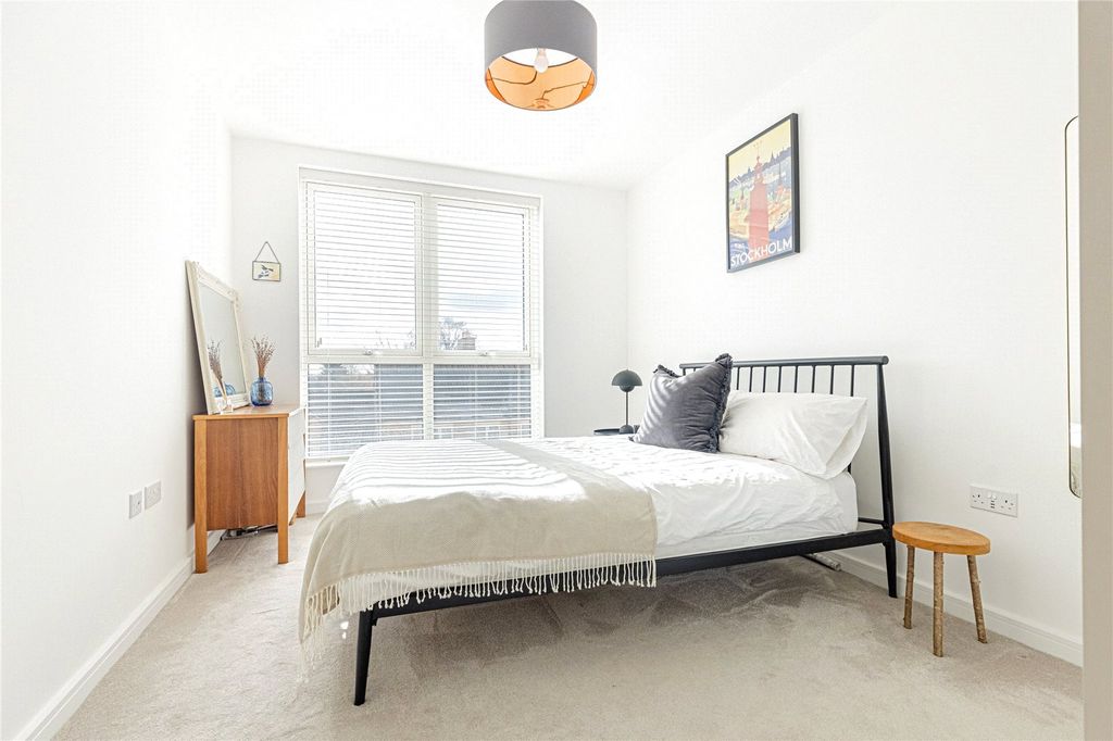 Property photo 3 of 14 Picture No. 15