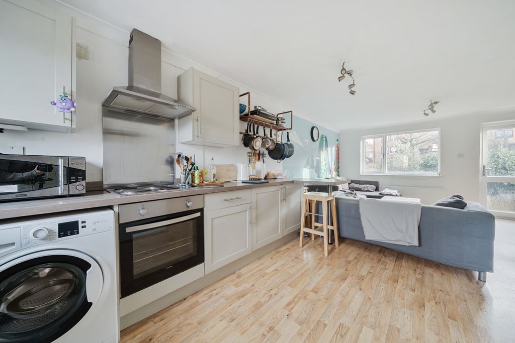 Property photo 1 of 22 1236615 (4)