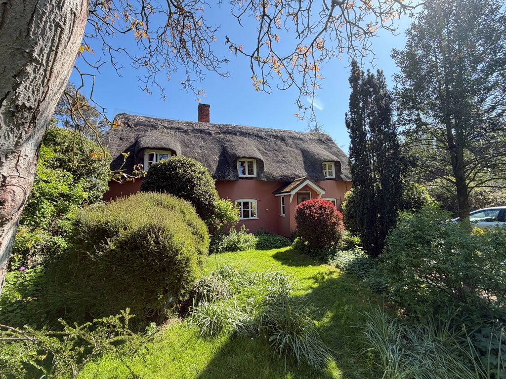 Property photo 1 of 37