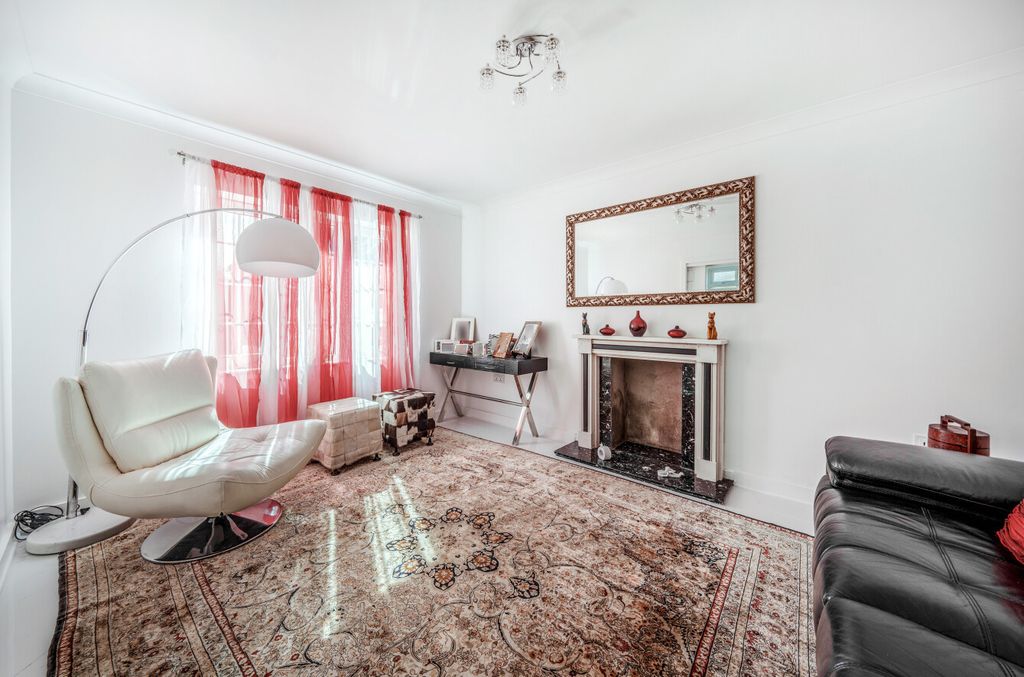 Property photo 3 of 26 Picture 3