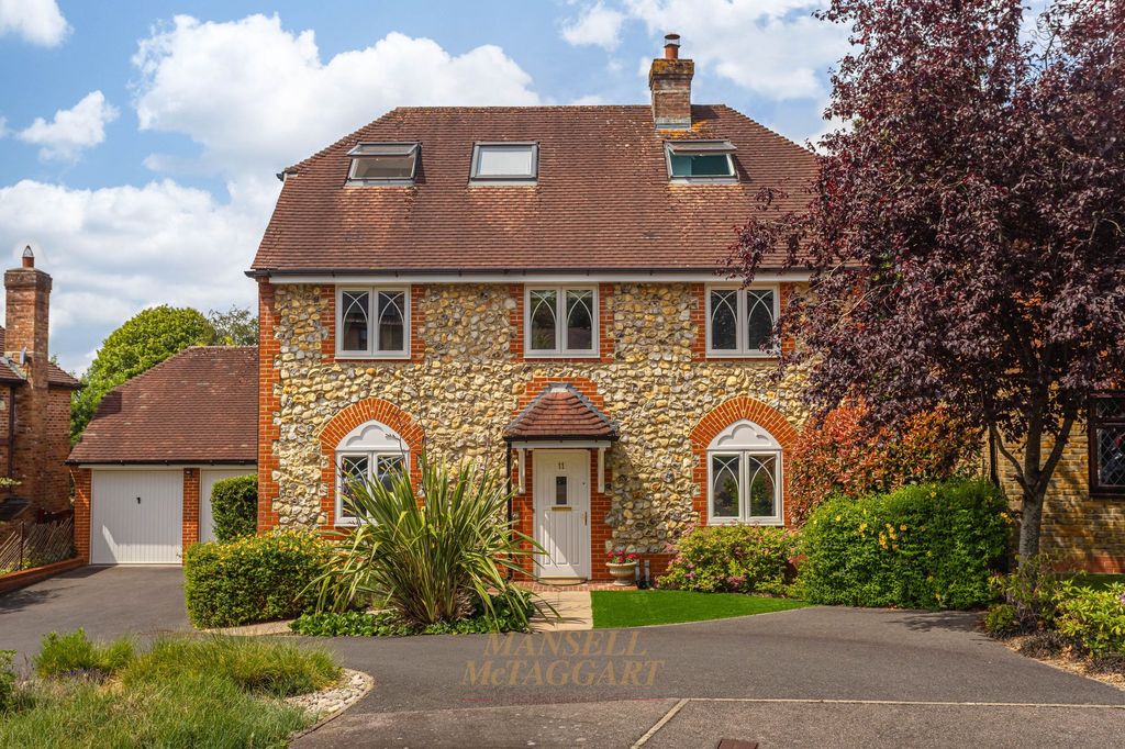 Property photo 1 of 37