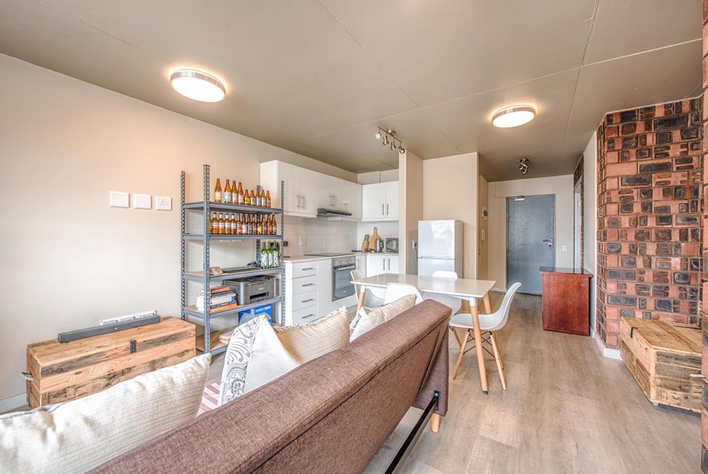 Property photo 3 of 19 Kw1694842