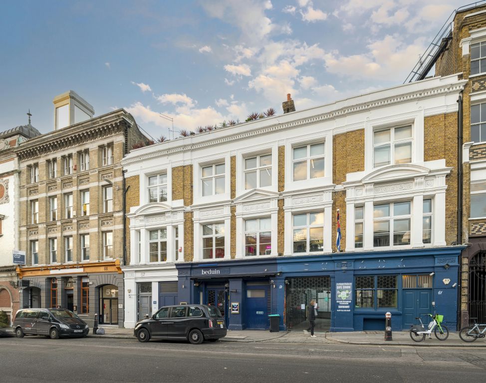 Property photo 2 of 8 External