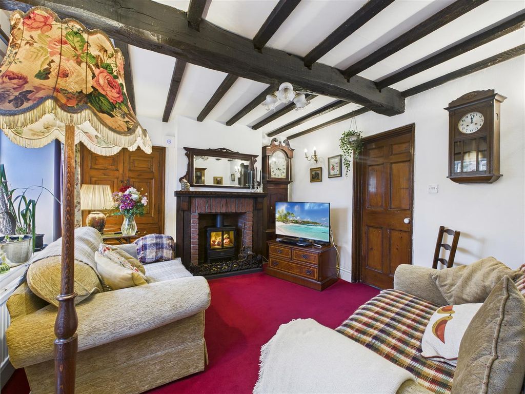 Property photo 3 of 31 Cam05476G0-Pr0089-Still003.Jpg