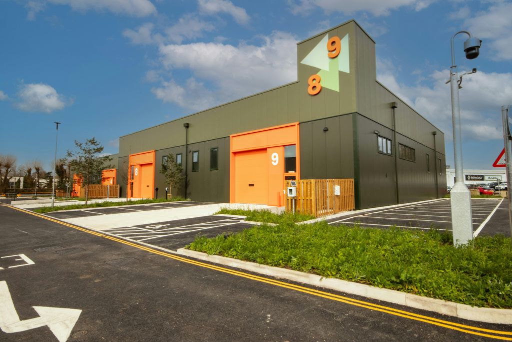 Property photo 2 of 15 Units 8 &amp; 9