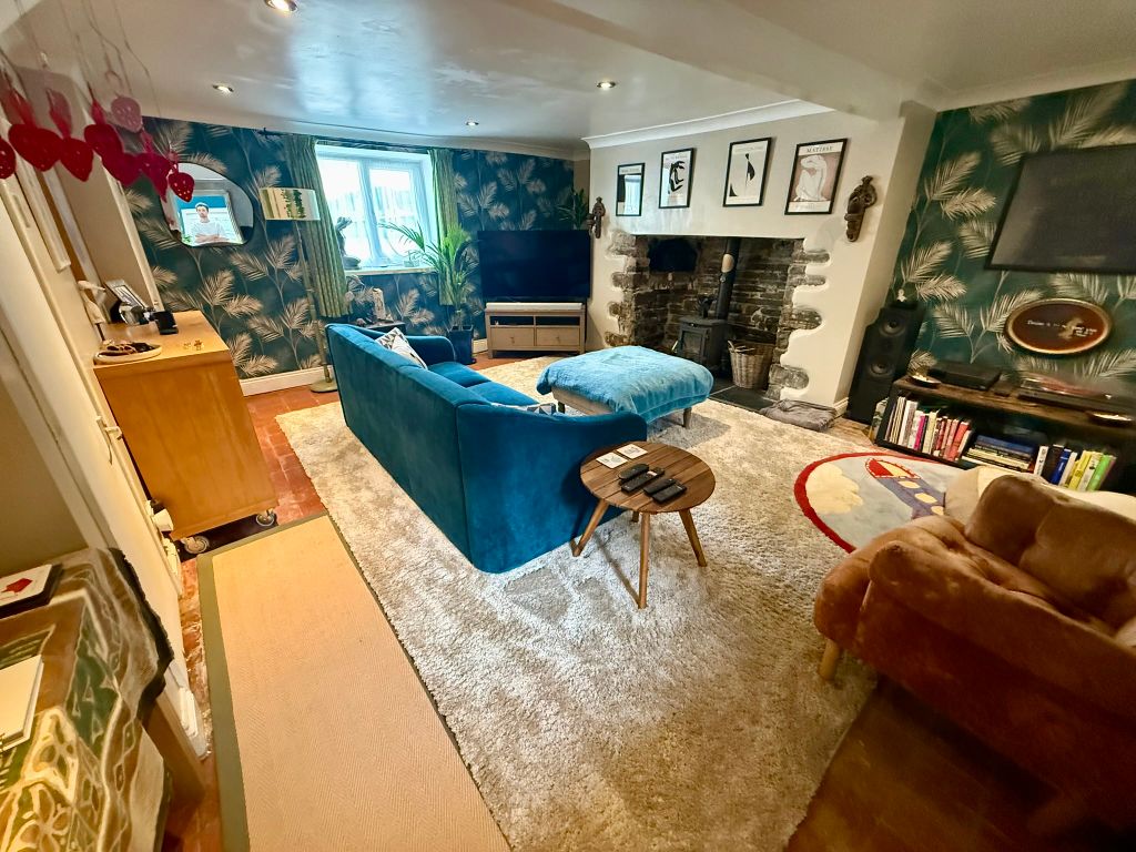 Property photo 2 of 14