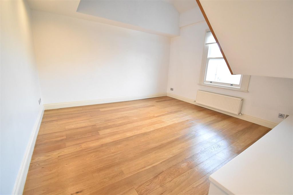 Property photo 2 of 8 Dsc_0014.Jpg