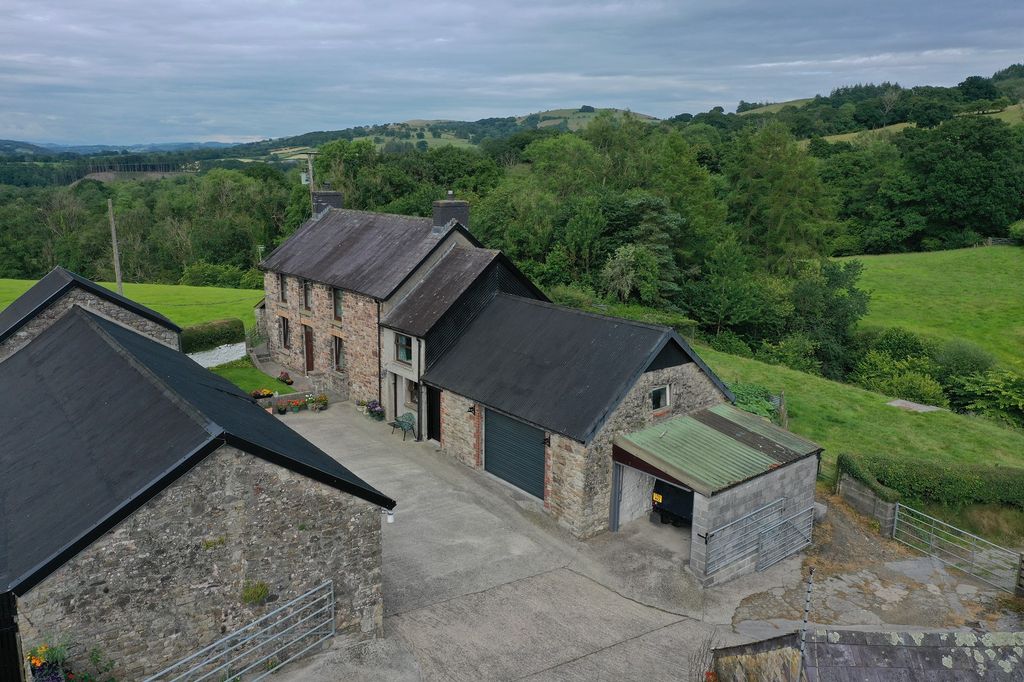 Property photo 3 of 26 Not Specified