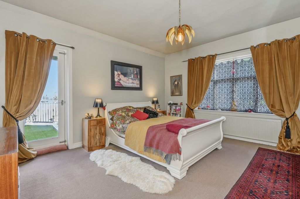 Additional image 27 of 6 bed terraced house for saleHurst Dene And South Dene, Birchcliffe Road, Hebden Bridge HX7