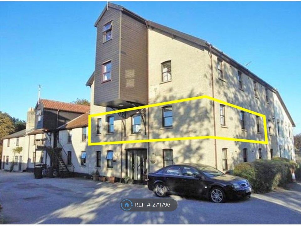 Property photo 1 of 35