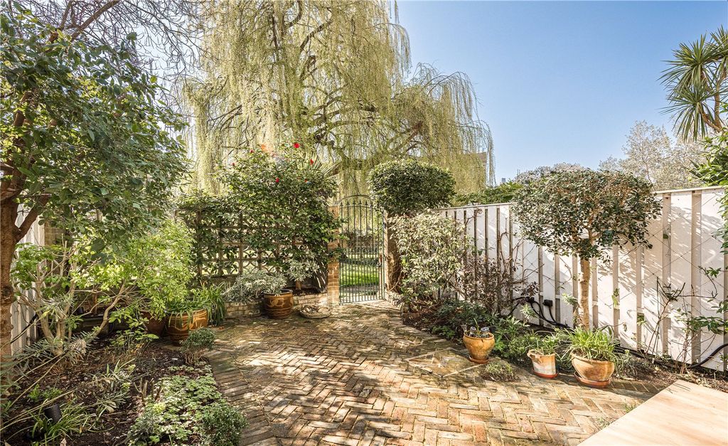 Property photo 3 of 14 Picture No. 06