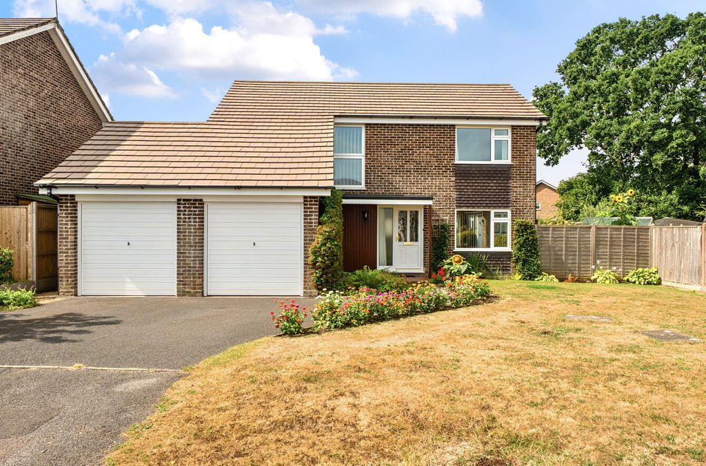 Property photo 1 of 16 1329485-2-688208d...