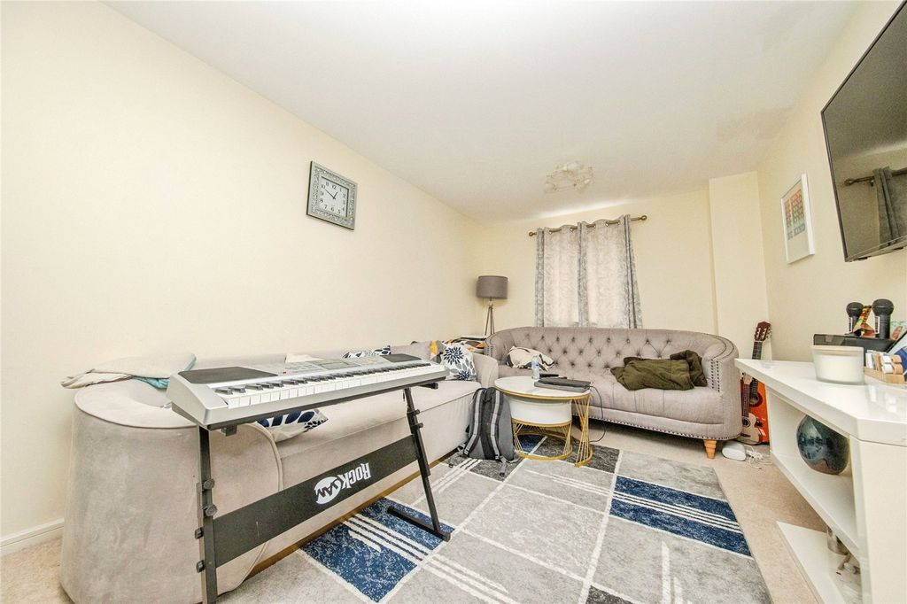 Property photo 2 of 12 Picture No. 50