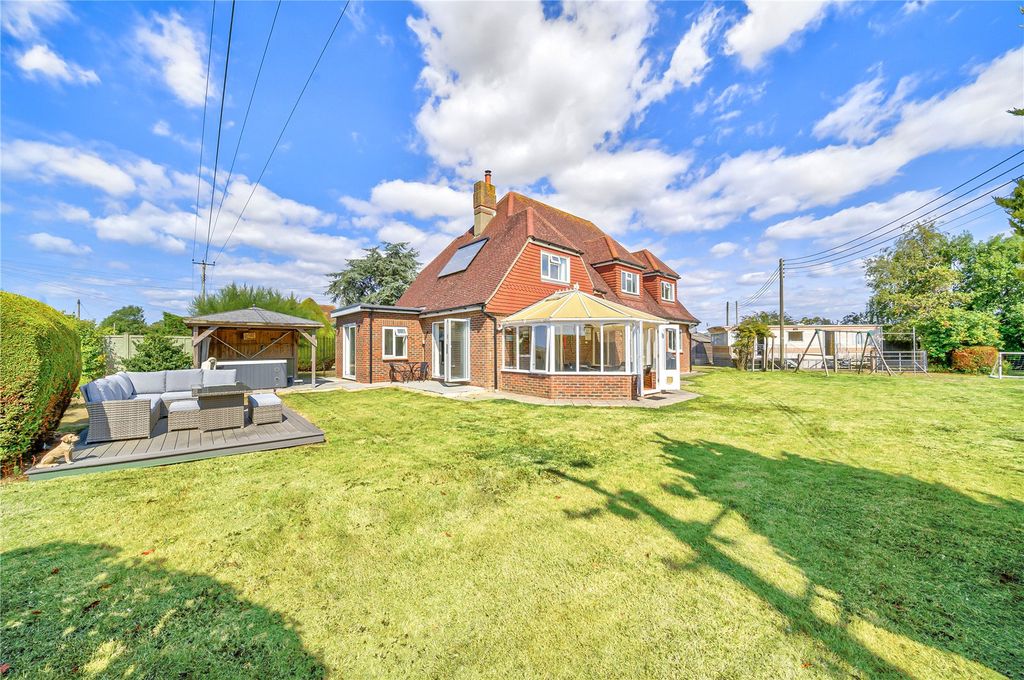 Property photo 3 of 35 Rear Aspect Garden