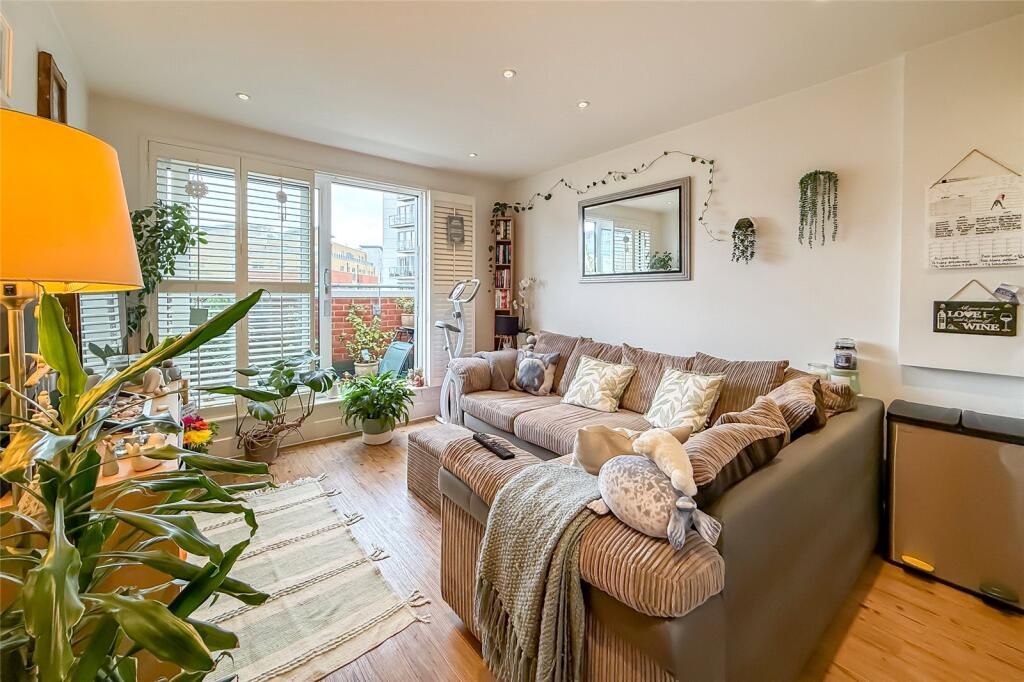 Property photo 3 of 10