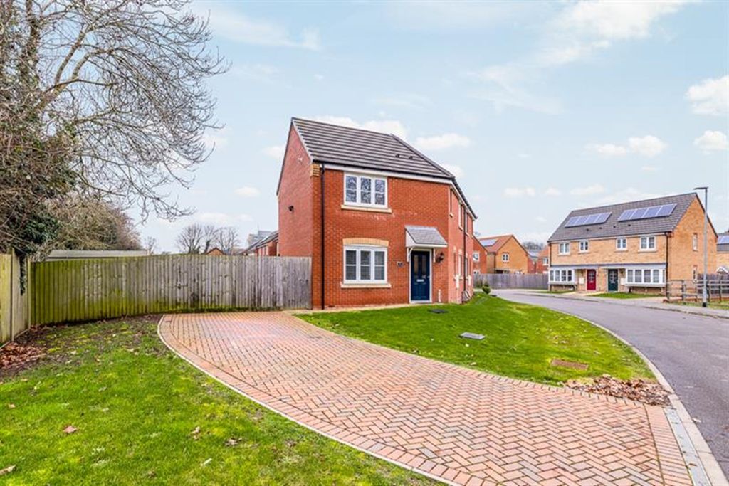 Property photo 1 of 16 (Main)