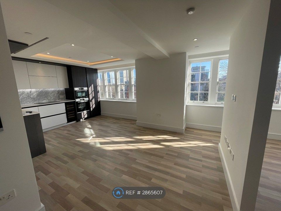 Property photo 1 of 30
