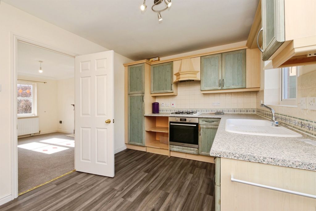 Property photo 3 of 13