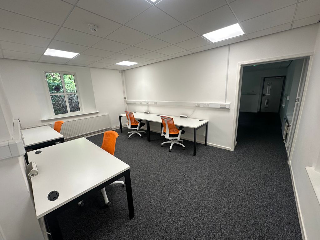 Property photo 2 of 5 G46