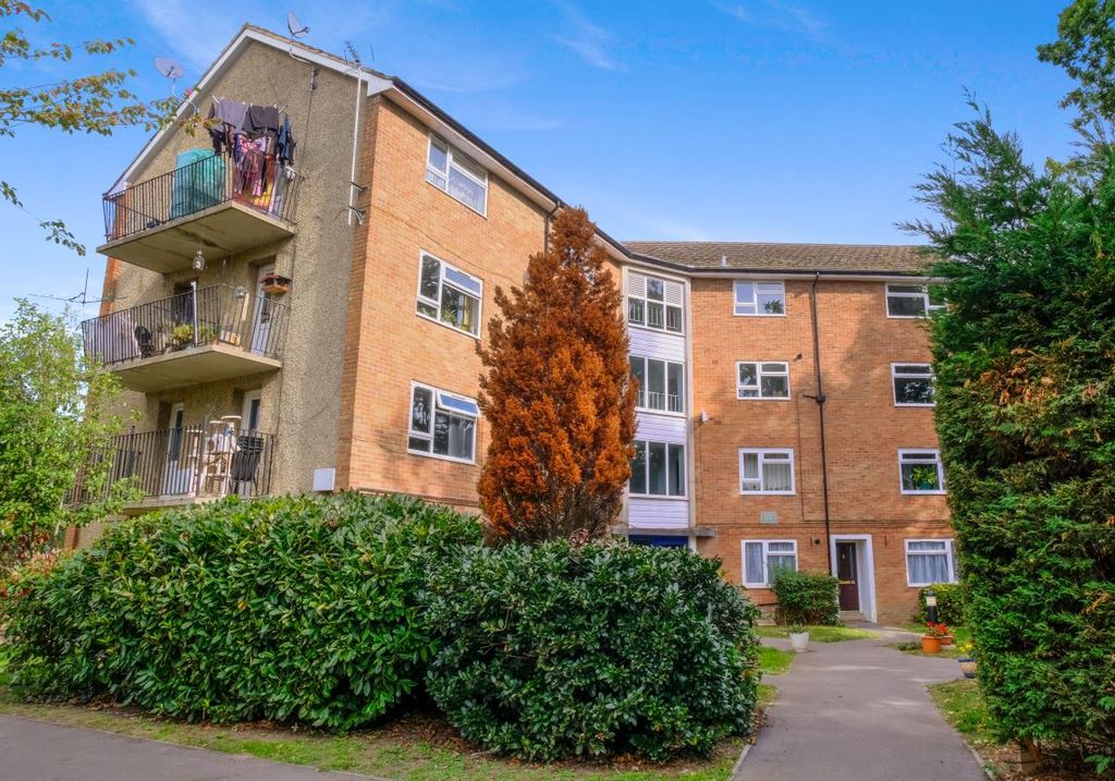 Property photo 1 of 25