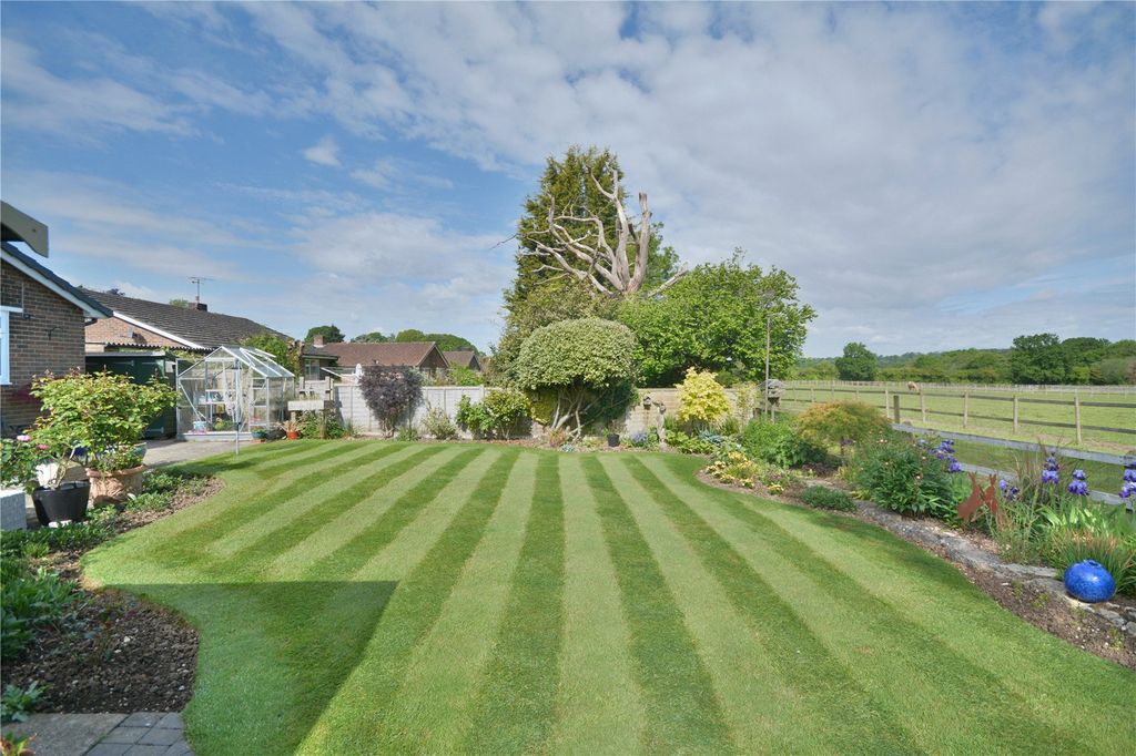 Property photo 3 of 28 Picture No. 55