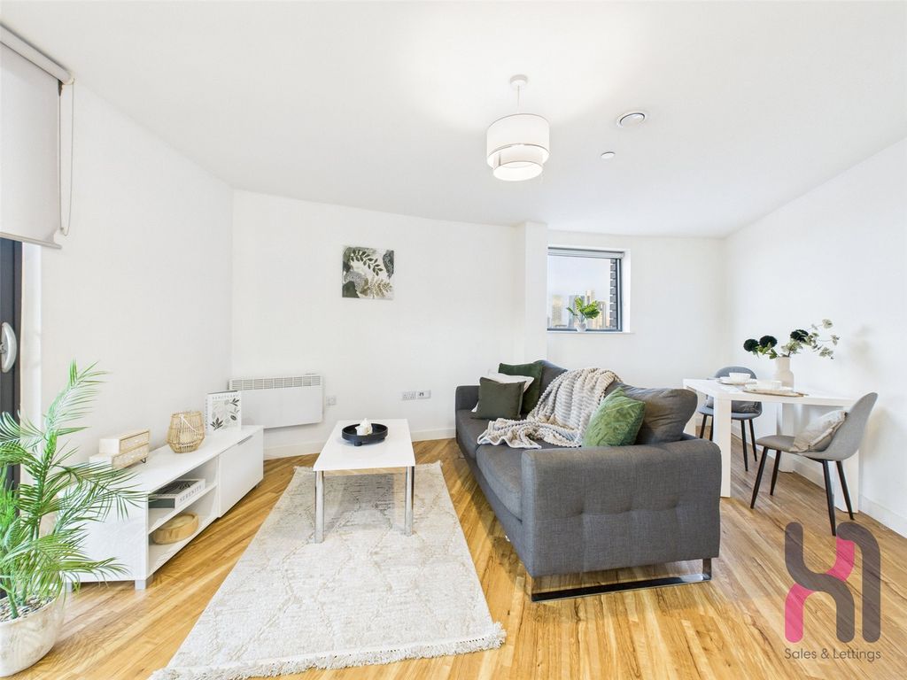 Property photo 1 of 12 Picture No. 14