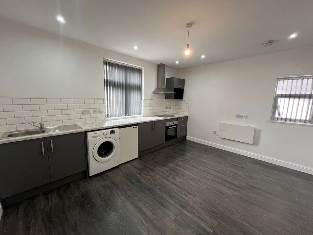 Property photo 1 of 4