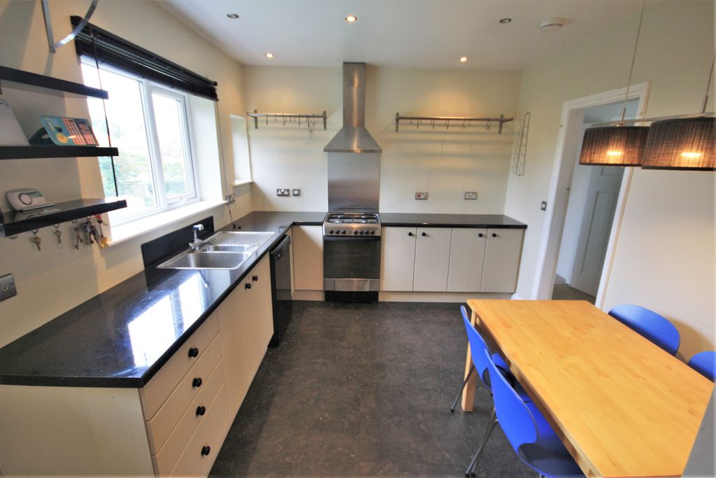 Property photo 2 of 8 Img_3706