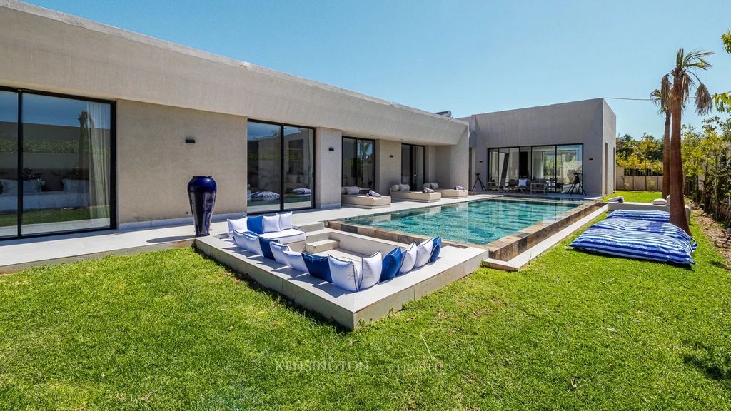 Property photo 3 of 45