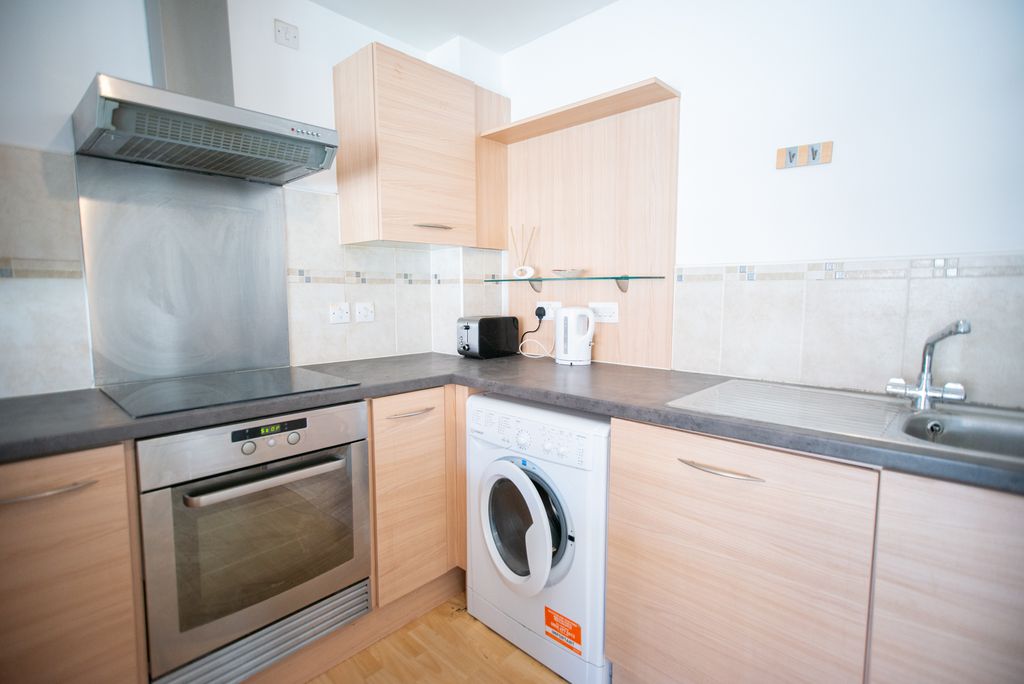 Property photo 2 of 9