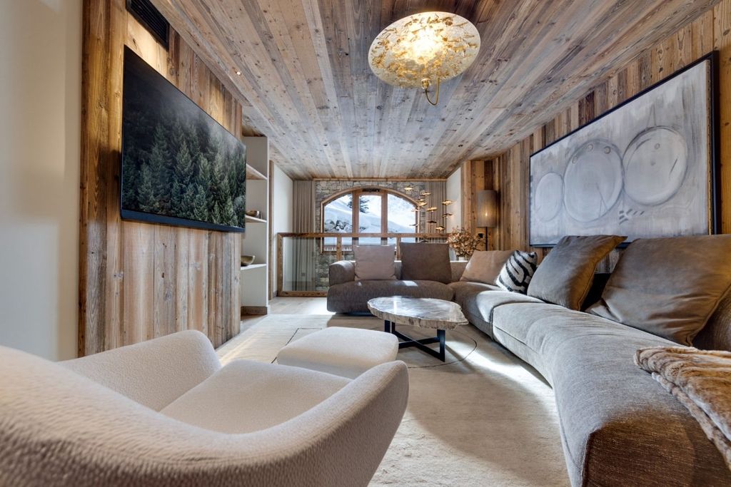 Property photo 1 of 15 Large Apartment With Spa Area